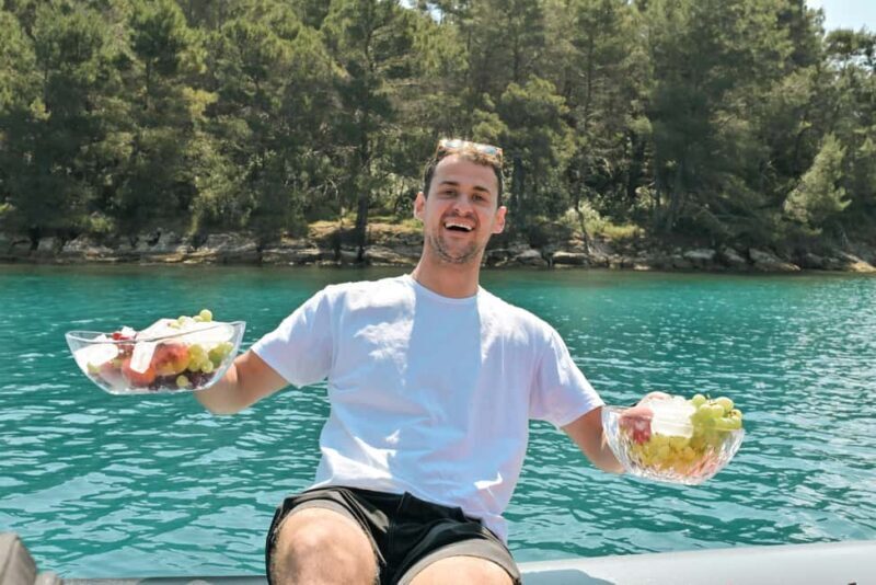 Zadar: Speedboat Tour with Snorkeling & Fruit - FAQs
