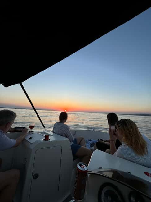 Zadar: Sunset Boat Tour with Unlimited Drinks - FAQ
