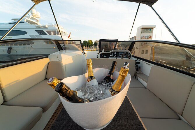 Zadar: Sunset & Nighttime Cruise with unlimited Sparkling Wine - A Detailed Look at the Experience