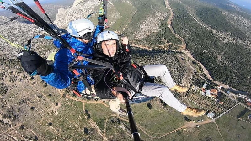 Zagori: Paragliding Flight Experience - Who Should Consider It?