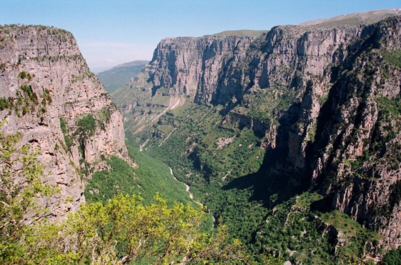 Zagori: Vikos Gorge full-day guided hike - An In-Depth Look at the Vikos Gorge Hike