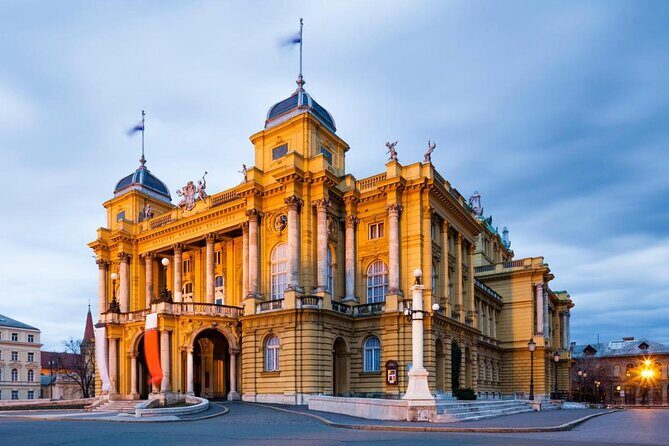 Zagreb Highlights Bike Tour - Key Points