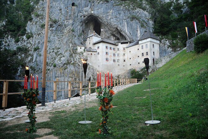 Zagreb Hike & Taste - Nature Park. Medieval castle. Local Dinner - FAQ