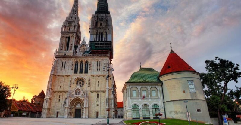 Zagreb: Private Walking Tour with Funicular Ride & Transfers - Key Points