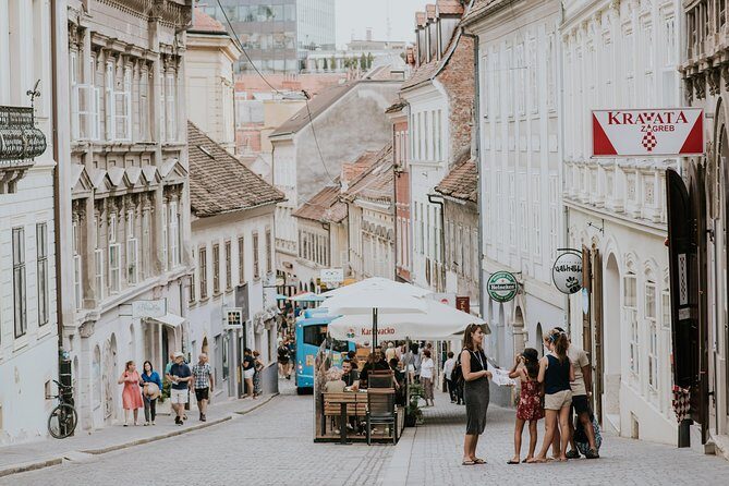 Zagreb: Restaurants, Food & Old Town Walking Tour - Key Points