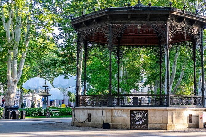 Zagreb Scavenger Hunt and Highlights Self-Guided Tour - Detailed Breakdown of the Experience
