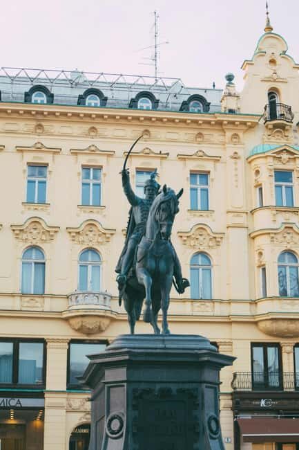 Zagreb: The Heart of Croatia - Medvedgrad - Private tour - Exploring Zagreb’s Core: The Historic Heart and Its Charms