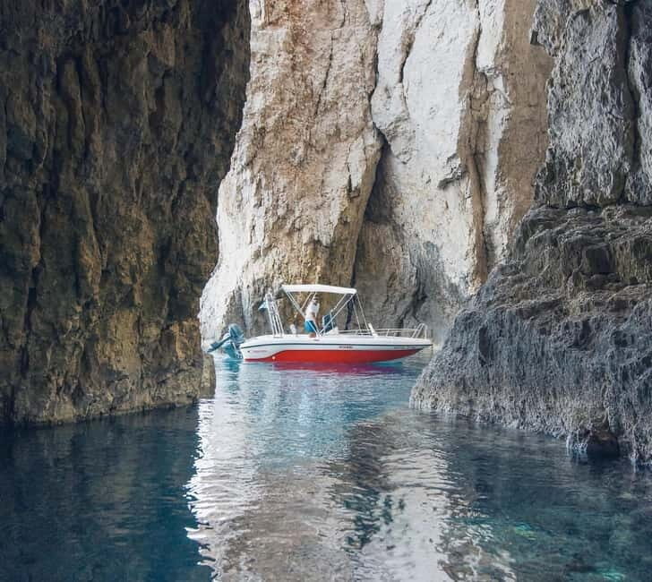Zakynthos Private Sunset Boat: Keri Caves & Mizithres (max5) - Key Points