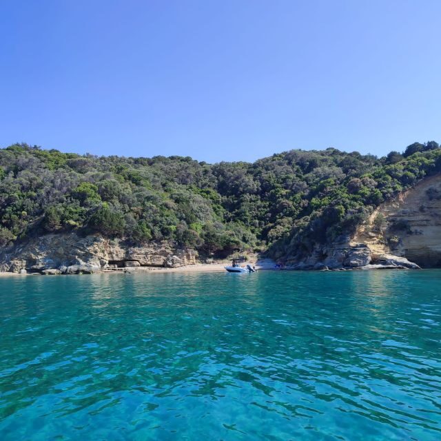 Zante Private Cruise Turtle Island, Keri Caves & Mizithres - Key Points