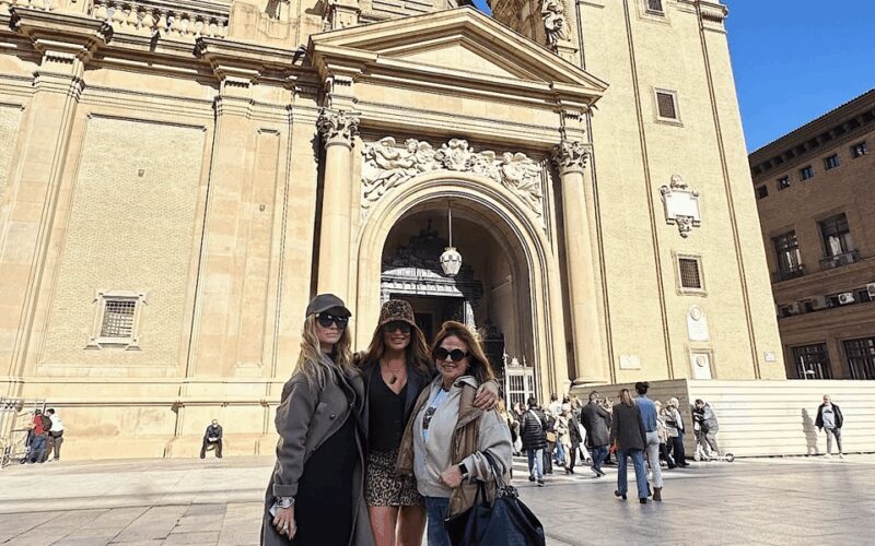 Zaragoza: Complete tour, one thousand and one nights experience with dinner - The Experience: Why It’s a Value-Added Journey