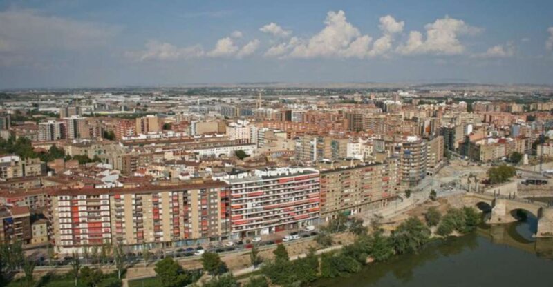 Zaragoza: Private custom tour with a local guide - A Deep Dive into the Zaragoza Private Tour
