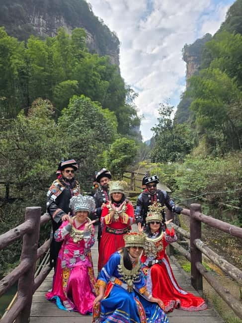 Zhangjiajie: Quartz Sand Painting Experience & Art Gallery - Key Points
