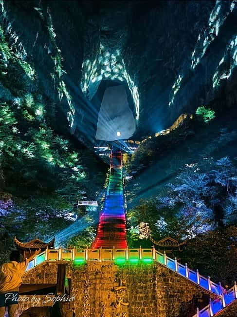 Zhangjiajie: Tianmen Mountain Night Tour with Light Show - What Makes This Tour Special?