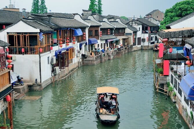 Zhujiajiao & Shanghai: Private Day Tour Water Town to Skyline - The Value of a Private Guided Tour