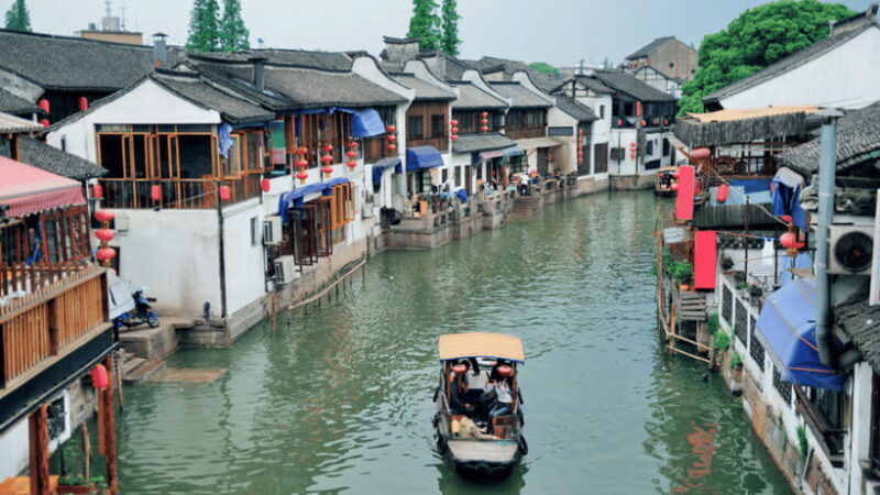Zhujiajiao & Shanghai:Private Day Tour Water Town to Skyline - Practical Tips for Travelers