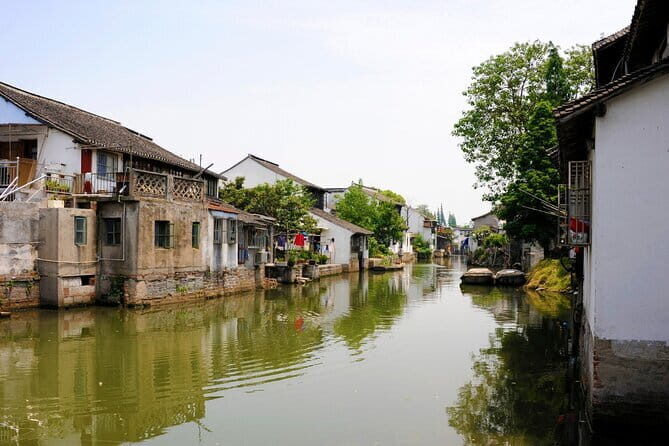 Zhujiajiao & Shanghai:Small Group Tour Water Town to Skyline - FAQ