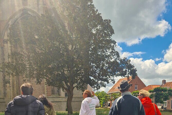 Zierikzee City tour: The Legends NL/EN - Experience the Authentic Charm of Zierikzee on a Guided Tour
