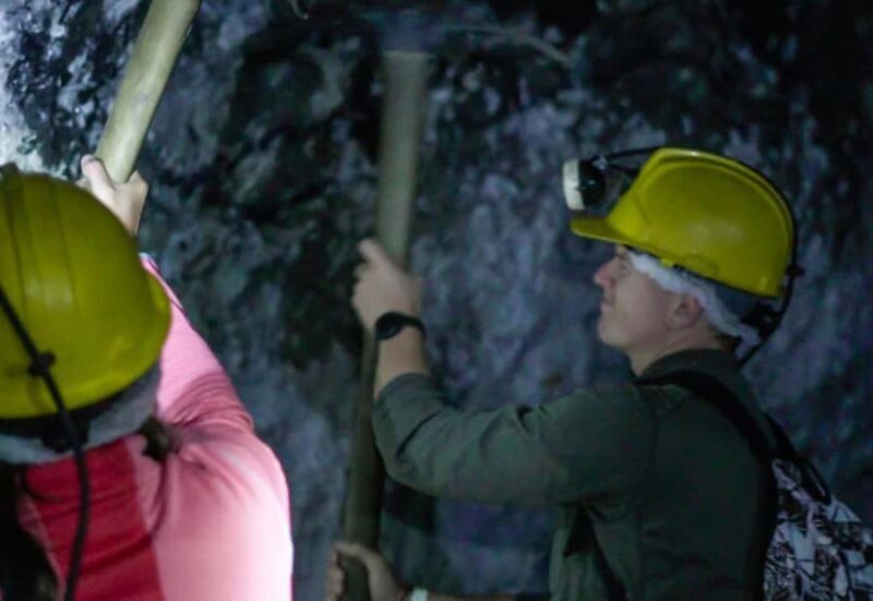 Zipaquirá Salt Cathedral and Guatavita Lake Shared Tour - Key Points