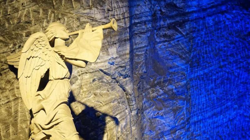 Zipaquirá Salt Cathedral and Guatavita Lake Tour - Who Should Consider This Tour?