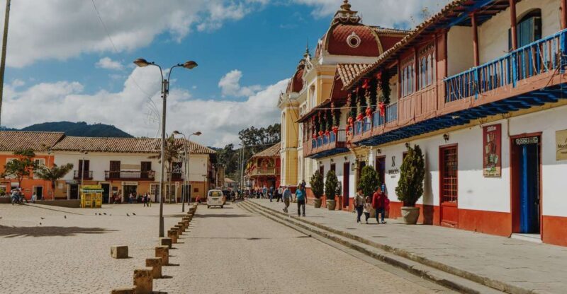 Zipaquirá Salt Cathedral & Andrés Carne de Res (Chía) - Authentic Experiences and Honest Balance