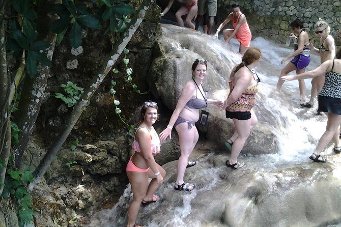 Ziplinig Dunn's River Falls from Montego Bay - An In-Depth Look at the Tour Experience
