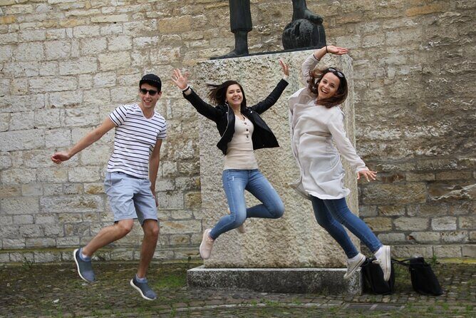 Zug Scavenger Hunt and Sights Self-Guided Tour - FAQ