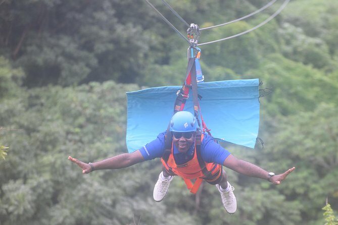 Zuperman Zip 'n Dip Swimming Adventure on Roatan Island, Honduras - Key Points