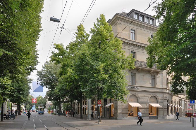 Zurich and Surroundings PRIVATE TOUR Including Panoramic Views - Key Points