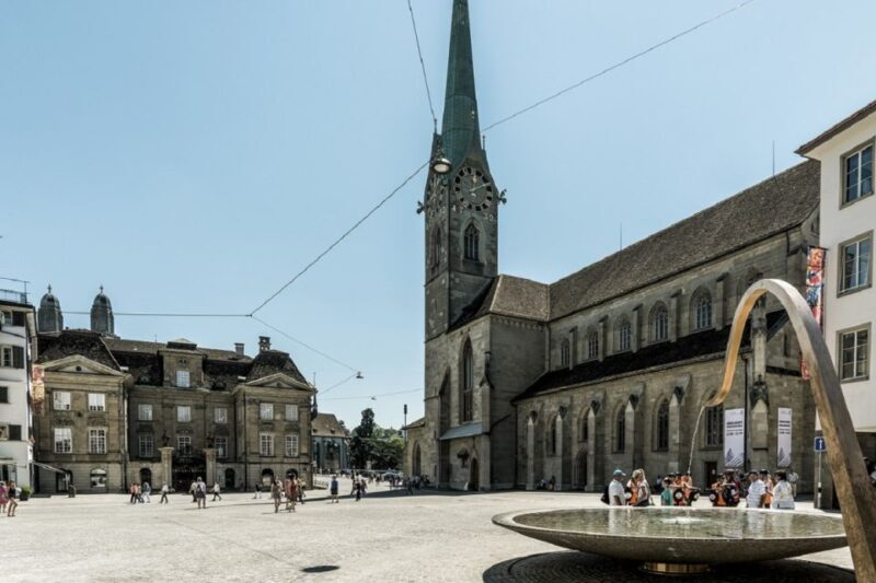 Zurich: City Sightseeing Tour with Lake Cruise - Who Is This Tour Best For?