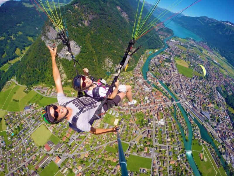 Zurich: Day trip to Interlaken incl. tandem paragliding - Key Points