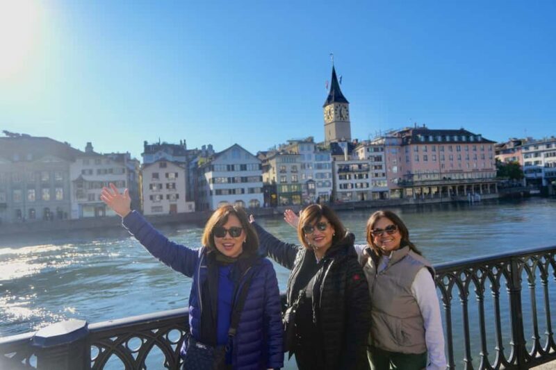 Zurich: Photoshoot & Private Guided Tour with a Local - Experience Zurich in Style with a Private Photoshoot & Guided Tour