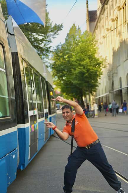 Zurich: Photoshoot & Private Guided Tour with a Local - A Deep Dive into Zurich’s Highlights with a Personal Touch