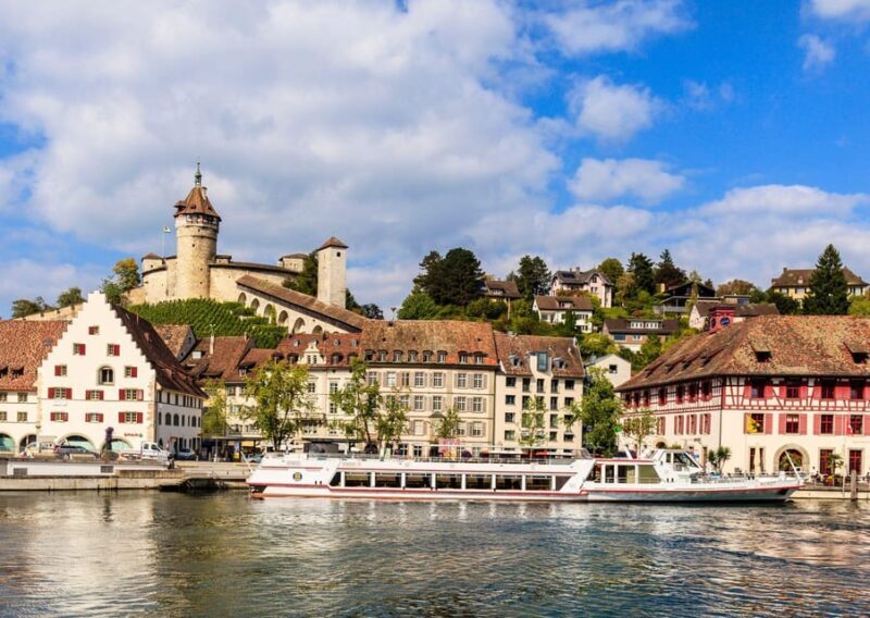Zürich:Private Car Tour- Rhine Falls, Titisee & Black Forest - FAQs